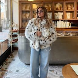 Women Winter Faux Fur Coat Snow Leopard Print Fluffy Short White Warm 2026 New Y2K Old Money Streetwear Outerwear
