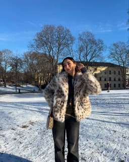 LIMO Ladies Leopard Faux Fur Jacket Turn‑Down Collar Open Front Casual Loose Fit Fashion Plush Outer Coat