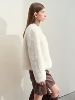 AMII Minimalist 2026 Winter New Women's Commuter V-neck Handmade Beaded Imitation Mink Fur Loose Warm Plush Jacket 12424021