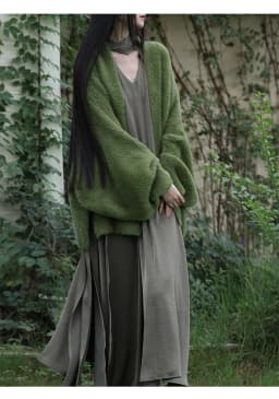 Lautaro Autumn Winter Oversized Thick Warm Green Faux Fur Coat Women with Deep V Neck Bat Sleeve Chic Luxury Fluffy Jacket 2026