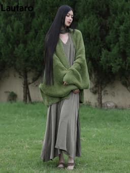Lautaro Autumn Winter Oversized Thick Warm Green Faux Fur Coat Women with Deep V Neck Bat Sleeve Chic Luxury Fluffy Jacket 2026