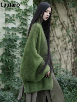 Lautaro Autumn Winter Oversized Thick Warm Green Faux Fur Coat Women with Deep V Neck Bat Sleeve Chic Luxury Fluffy Jacket 2026
