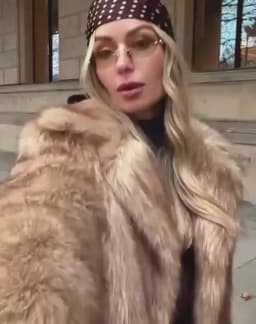 Women Winter 2026 Faux Fur Coat Camel Fluffy Plush Cropped Jacket Open Front Outwear