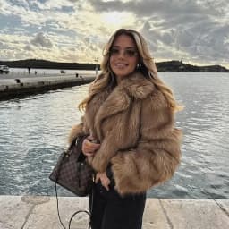 Women Winter 2026 Faux Fur Coat Camel Fluffy Plush Cropped Jacket Open Front Outwear