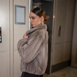 Women Winter Faux Fur Coat 2026 Warm Taupe Zip Up Fluffy Plush Jacket Stand Collar Bomber Outerwear