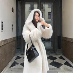 Winter Women High Quality Hooded Faux Fur Coat Luxury Long Fur Coat Loose OverCoat Thick Warm Plus Size Female Plush Coats