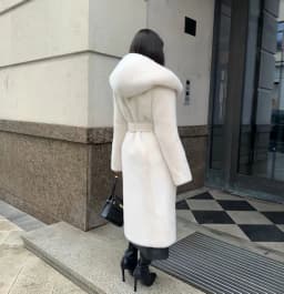 Winter Women High Quality Hooded Faux Fur Coat Luxury Long Fur Coat Loose OverCoat Thick Warm Plus Size Female Plush Coats