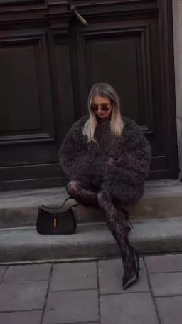 Women's Fluffy Faux Fur Coat Thick Warm Shaggy Oversized Brown Jacket TikTok Viral Streetwear Y2K Fashion Outerwear Long Sleeve