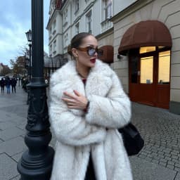 Long Coats Women Faux Fur Jackets Turn Down Collar Coat Thick Warm Y2k Streetwear Jacket Elegant Work Outerwear Autumn Winter