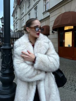 Long Coats Women Faux Fur Jackets Turn Down Collar Coat Thick Warm Y2k Streetwear Jacket Elegant Work Outerwear Autumn Winter