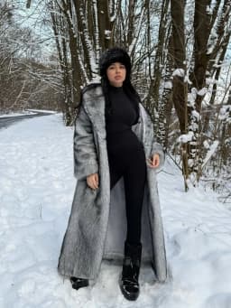 Women's Long Faux Fur Coat Silver Grey Fluffy Plush Lapel Collar Warm Thick Winter Maxi Jacket Elegant Luxe Chic