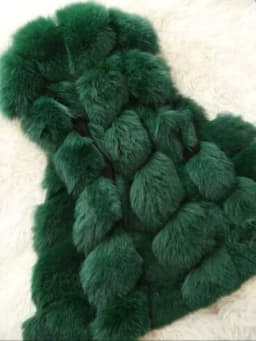 ZADORIN Fashion Female Fur Waistcoat Winter Warm Faux Fox Fur Vest Women High-Grade Cappa Fashion O-Neck Long Fur Coat Cardigan