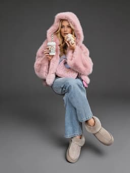 DEAT Fashion Hooded Thick Plush Faux Fox Fur Jackets Women's Long Sleeve Pink Loose Casual Coats Autumn New 7A6345