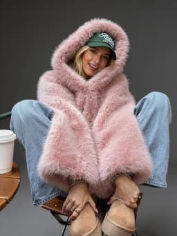 DEAT Fashion Hooded Thick Plush Faux Fox Fur Jackets Women's Long Sleeve Pink Loose Casual Coats Autumn New 7A6345