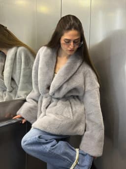 Women's Grey Faux Fur Coat 2026 Twist Front Fluffy Jacket Warm Winter Plush Overcoat Lapel Collar Elegant Streetwear