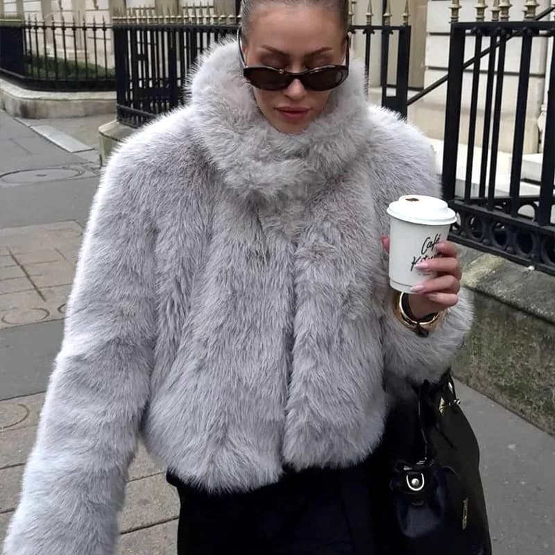 Faux Fur Women Short Coats Jackets Stand Collar Coat Thick Warm Y2k Streetwear Jacket Elegant Work Outerwear Autumn Winter