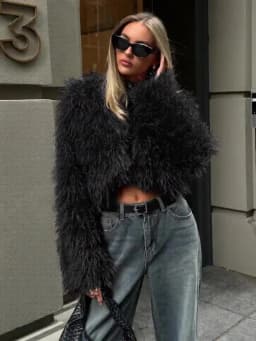 Women Winter Faux Fur Coat Black Cropped Fluffy Shaggy 2026 New Y2K Party Trendy Streetwear Outerwear
