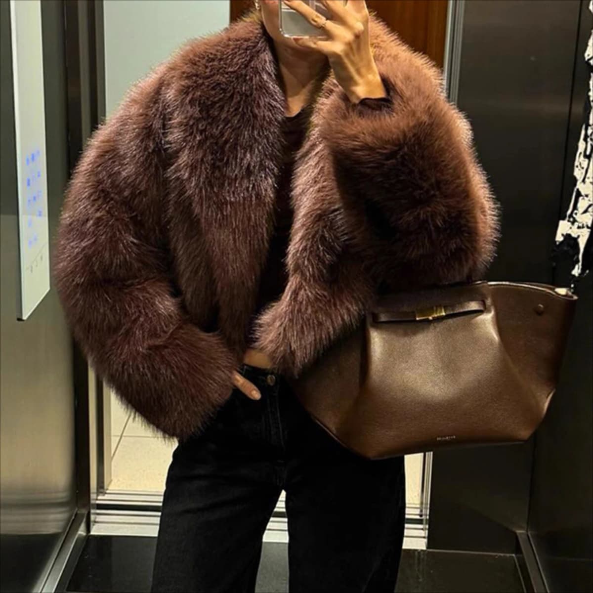 Women Faux Fur Coats Solid Short Jackets Big Turn Down Collar Long Sleeves Open Stitch Straight Fit Casual 2025 Autumn Winter