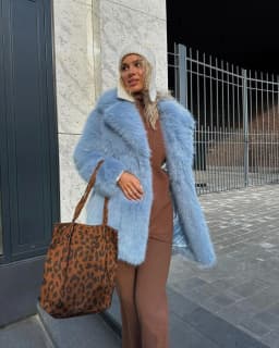 2025 New Mid Length Light Blue Faux Fur Coat Women Autumn Winter Eco Friendly Plush Fashion Temperament Top