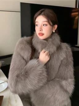 GVUW Korean Fashion Stand Up Collar Thickened Warm Women's Fur Coat Casual All-match Loose Coat 2026 Autumn New 17S4643