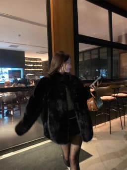 Lautaro Autumn Winter Black Soft Thick Warm Hairy Shaggy Faux Fox Fur Coat Women Stand Collar Long Sleeve Fluffy Jacket 2023