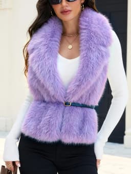 Women's Faux Fur Shawl Fox Fur Imitation Eco-Friendly Winter Scarf Luxury Style for Warmth And Fashion Accessory