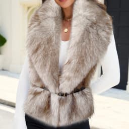 Women's Faux Fur Shawl Fox Fur Imitation Eco-Friendly Winter Scarf Luxury Style for Warmth And Fashion Accessory