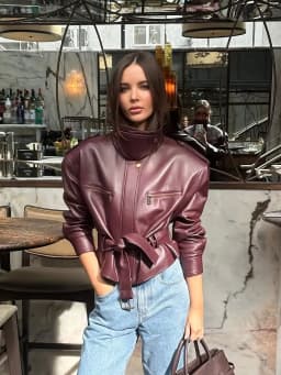Solid Burgundy Waist Cinching Jacket Women Fashion Lace Up Stand Collar Zipper Bucket Short Jackets 2025 Lady High Street Coat