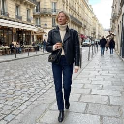 Sweet Style Fashionable Leatherette Long Sleeve Stand Collar Jacket Women's Short Coat New Arrival Autumn 2025 Zipper Closure