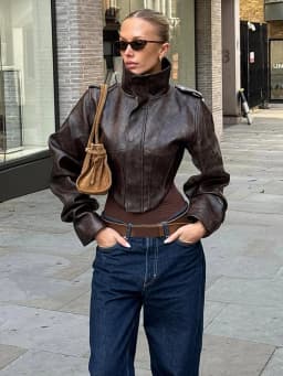 Vintage Solid Waist Cinching Leather Jacket Women Fashion Stand Collar Full Sleeve Zipper Buckle Coat 2026 Lady Street Outerwear