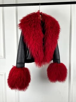 2025 Winter Women Warm Faux Leather Sheepskin Coat Female Zipper Slim Streetwear Moto Biker Jacket Large Real Wool Fur Collar