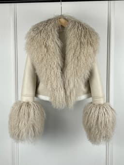 2025 Winter Women Warm Faux Leather Sheepskin Coat Female Zipper Slim Streetwear Moto Biker Jacket Large Real Wool Fur Collar