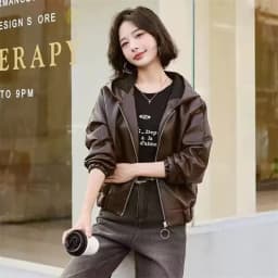 Short Leather Jacket Women's Hooded 2026 New Popular Autumn And Winter PU Leather Jacket With Thick Fleece Coat Fashionable Top