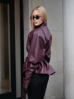 Lady Retro Burgundy Belted Leather Jacket Fashion Solid Stand Collar Long-sleeved Cropped Coat 2026 Women Daily Street Outerwear