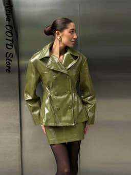 Street Waist Cinching Leather Jacket Women Loose Solid Stand Collar Zipper Pocket Jackets 2026 Spring Lady New Fashion Outwear