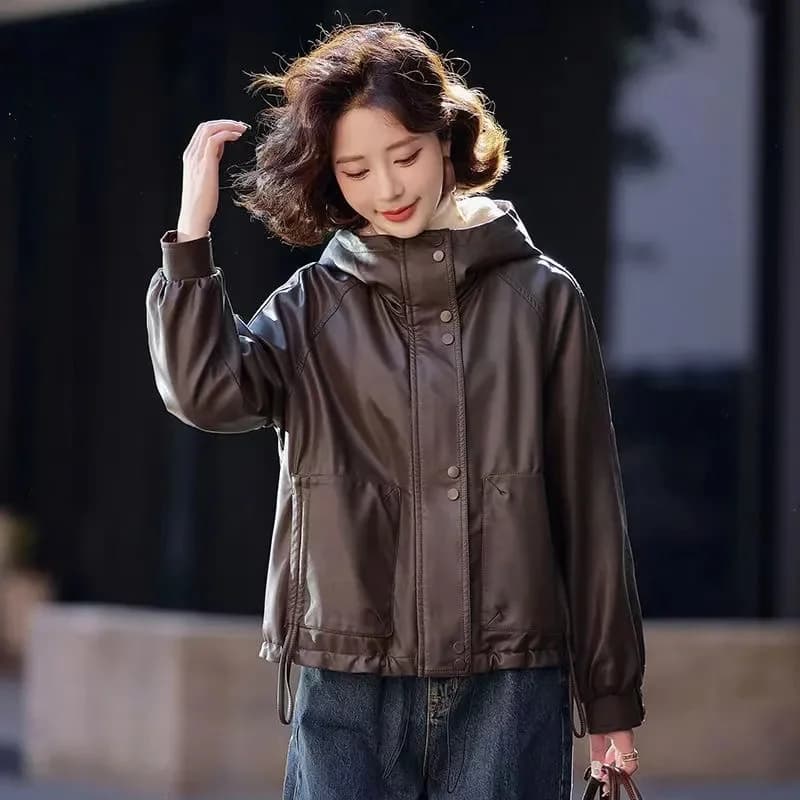 2026 Winter Leather Jacket Women Add-velvet Thicken Warm Coats Loose Hooded Short Jackets Streetwear Windproof Leather Outerwear