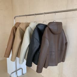 2026 New Autumn Winter Moto Lambswool Jacket Outwear Women's Wear Corner Buckle Loose Short Hooded Warm Leather Jacket Tops