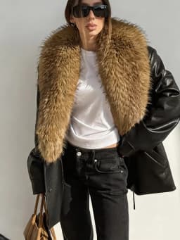 Women Winter Black PU Leather Fur Collar Coats Oversized Warm Jacket Insulated Thick Zipper Streetwear Female Outerwear 2026
