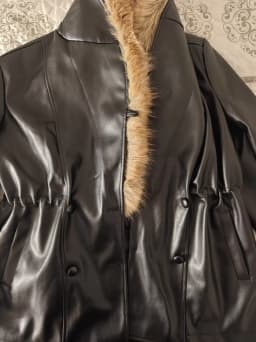 Women Winter Black PU Leather Fur Collar Coats Oversized Warm Jacket Insulated Thick Zipper Streetwear Female Outerwear 2026