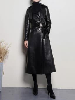 Lautaro Autumn Long Shiny Reflective Patent Faux Leather Trench Coat for Women Belt Double Breasted Luxury Designer Clothes 2023