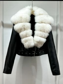 2025 Women Vintage Pu Faux Leather Short Jacket With Belt Streetwear Female Zipper Retro Coat Outwear Big Real Fox Fur Collar