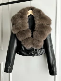 2025 Women Vintage Pu Faux Leather Short Jacket With Belt Streetwear Female Zipper Retro Coat Outwear Big Real Fox Fur Collar