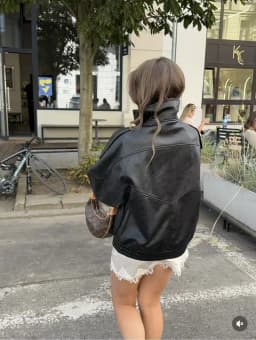 ETJ 2025 New Women's Fashion Loose Version of Standing Collar Imitation Leather Jacket Street Style Cool Handsome Leather Jacket