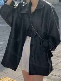 Black Lapel Leather Jacket Women's Loose Fit Retro Stylish Short Outerwear for Small Figures Autumn Winter Fashionable Coat