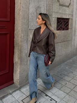 HH Women Vintage Faux Leather Jacket Front Side Buckle Belt Design Long Sleeve Lapel Short Coat Autumn Fashion Street Outerwear