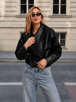 HH Women Vintage Faux Leather Jacket Front Side Buckle Belt Design Long Sleeve Lapel Short Coat Autumn Fashion Street Outerwear