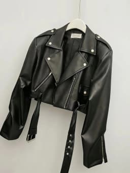Black Zipper Motorcycle Leather Jacket Women's Short Style 2026 Spring New Design PU Short Coat Versatile Youth Fashion