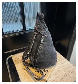 Retro Denim Canvas Crossbody Bag Simple Casual Style Men Women Diagonal Bag Large Capacity Trendy Backpack for Leisure
