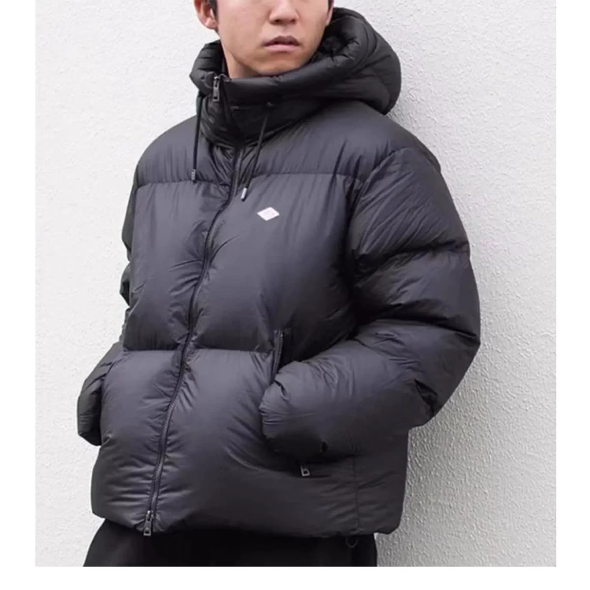 Thickened Outdoor down Jacket Hooded Windproof High Fluffy Fabric Cold Resistant Polyester Fiber Long Sleeve Zipper Cl...