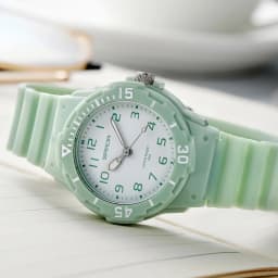 UTHAI CE31 Children’s Sport Watch Clocks 50m Waterproof Wristwatches for Kids Girls Boys Teens Students PU Soft